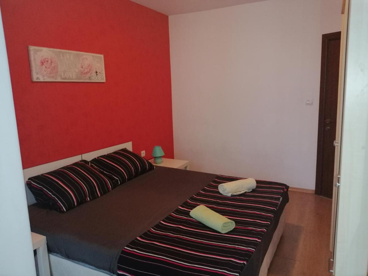 Four Seasons + Apartman Várna Kültér fotó